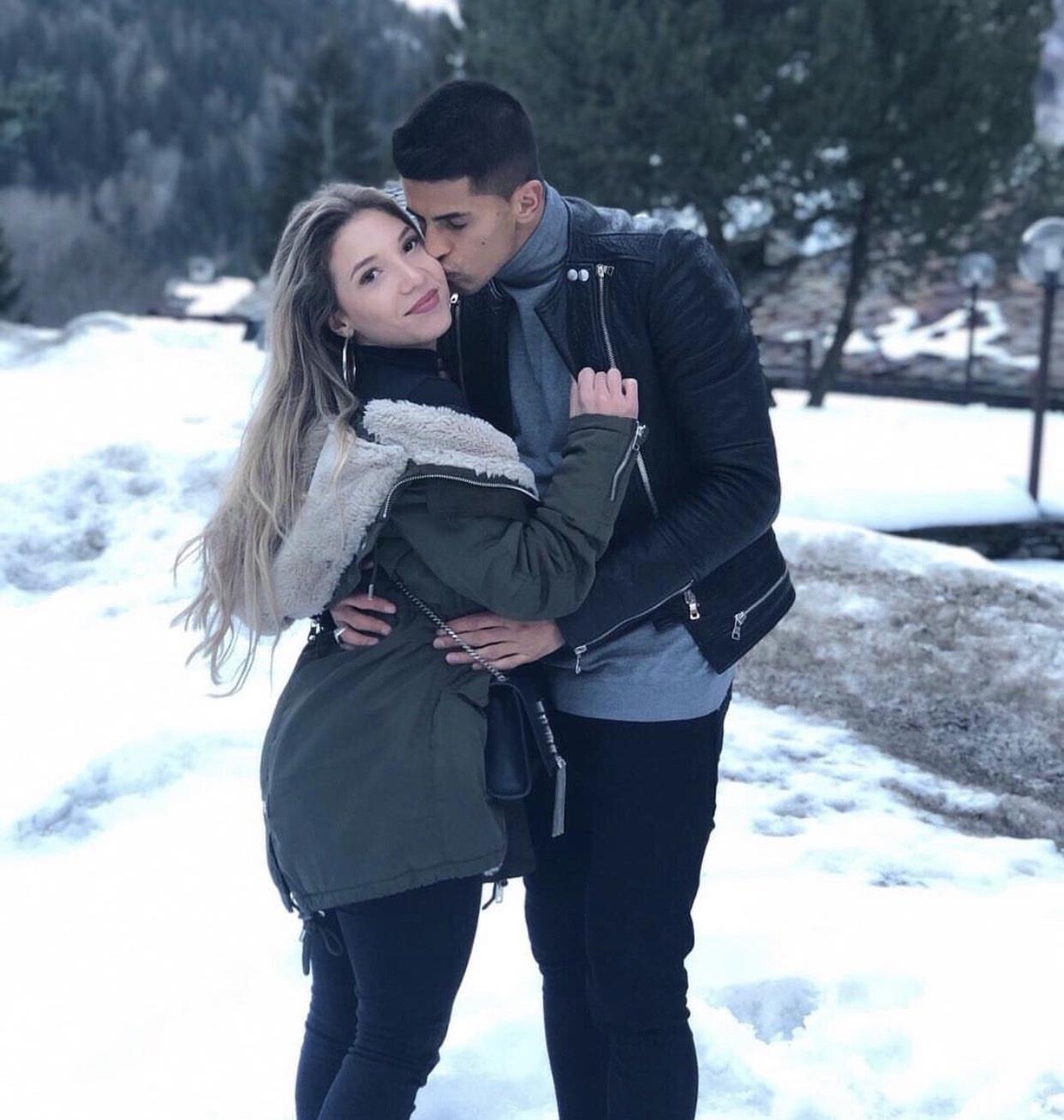 Ban gai Joao Cancelo anh 2