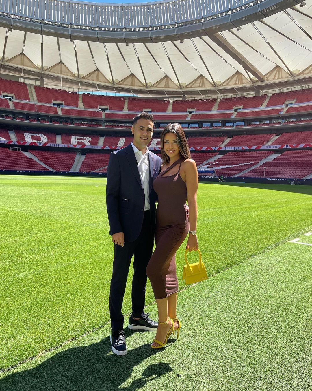 Ban gai Reguilon anh 8