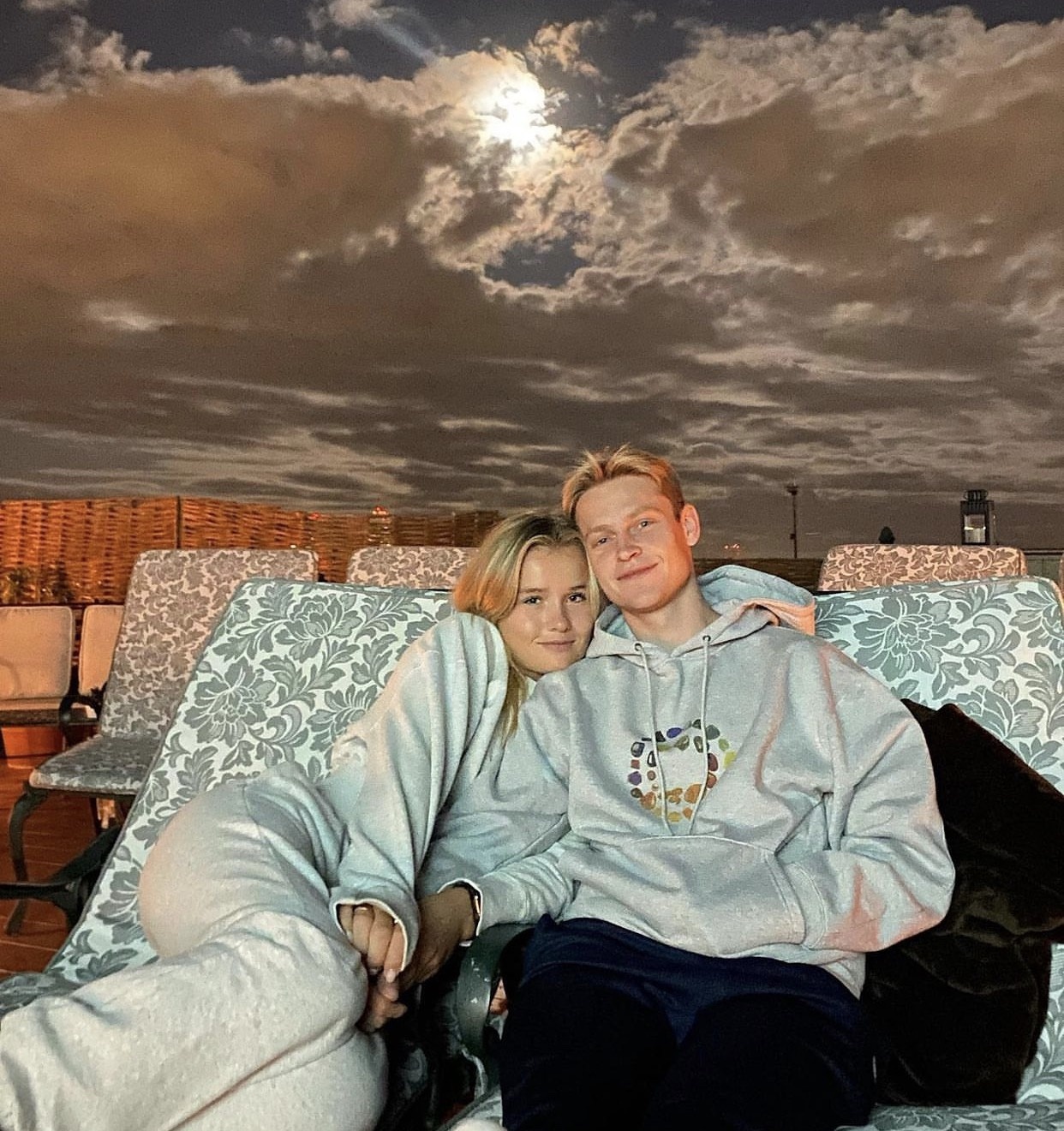 Ban gai Frenkie De Jong anh 8