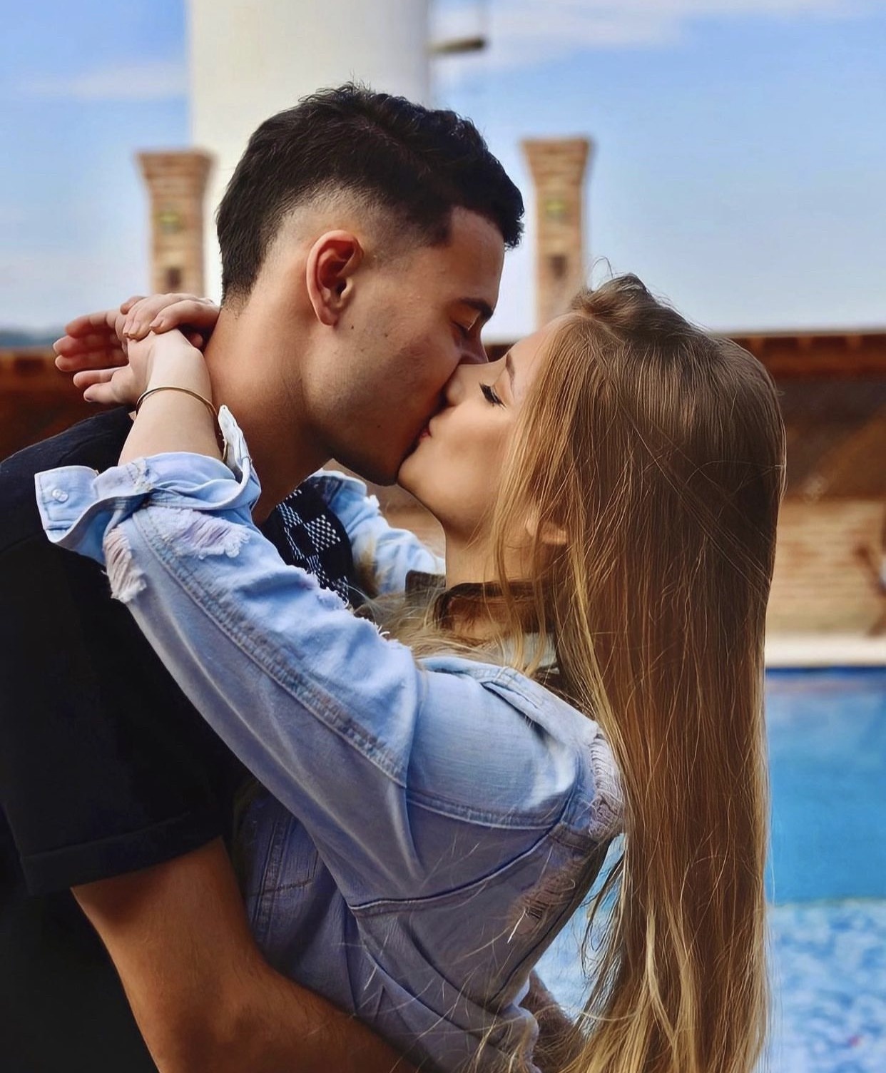 Ban gai Gabriel Martinelli anh 8