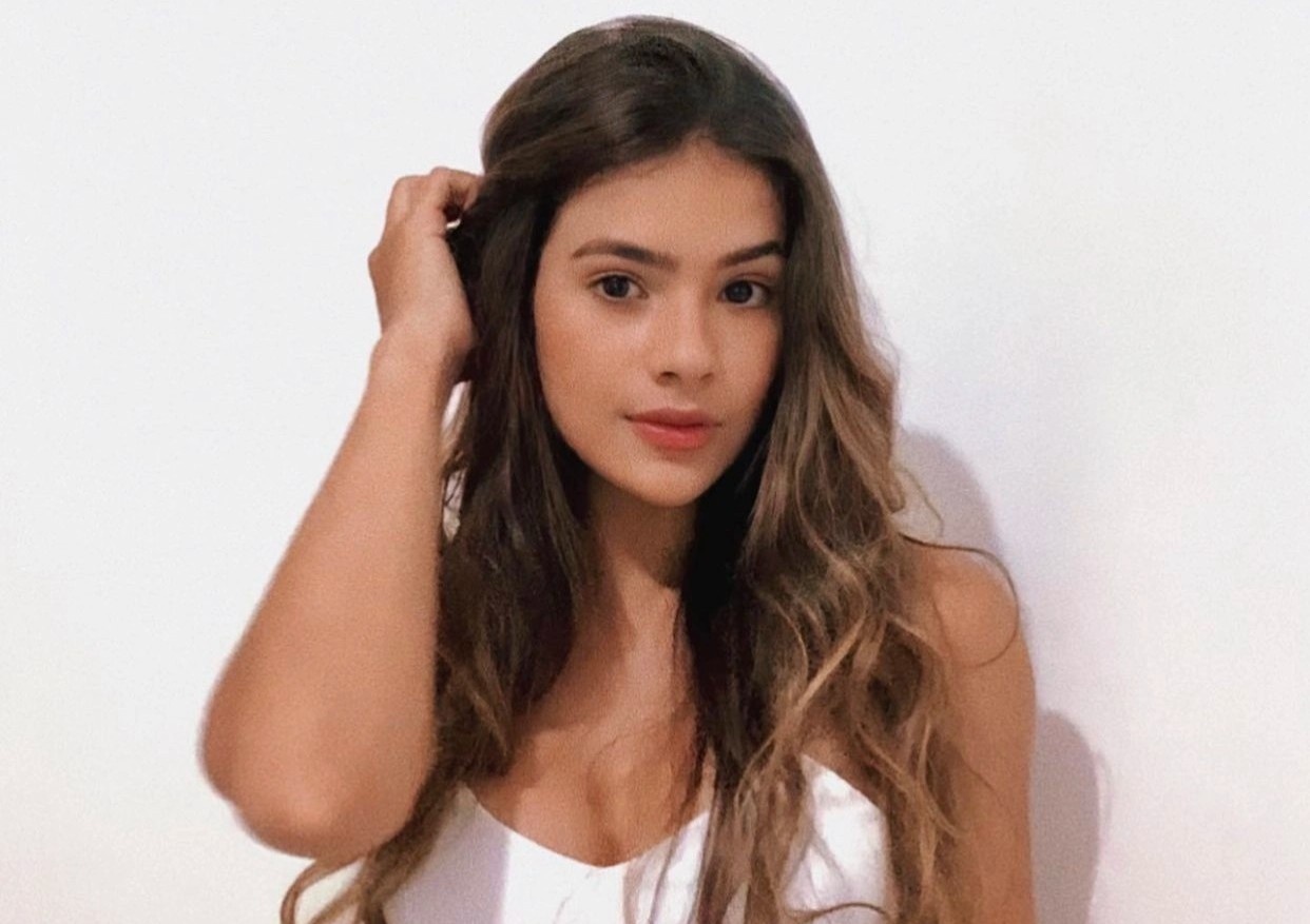 Bong hong ben Gabriel Jesus hinh anh