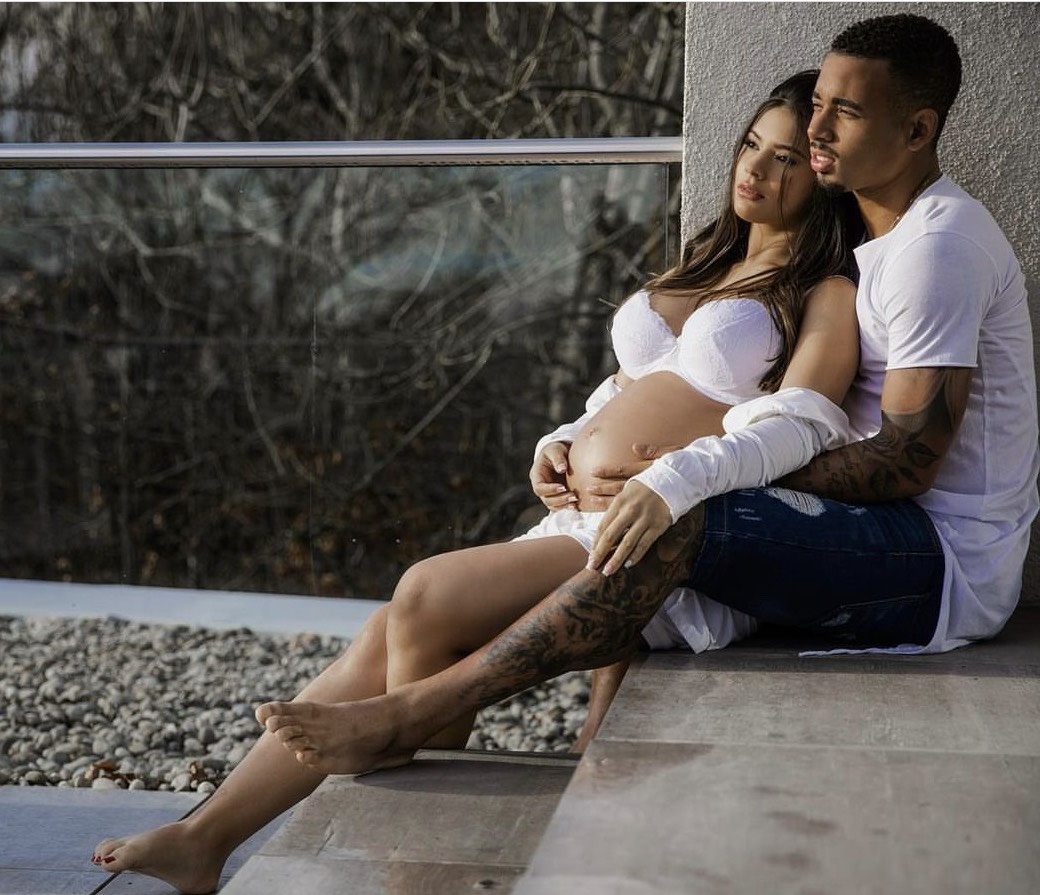 Ban gai Gabriel Jesus anh 7