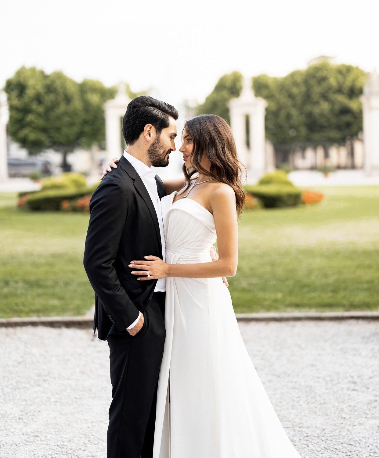 Vo Ilkay Gundogan anh 3