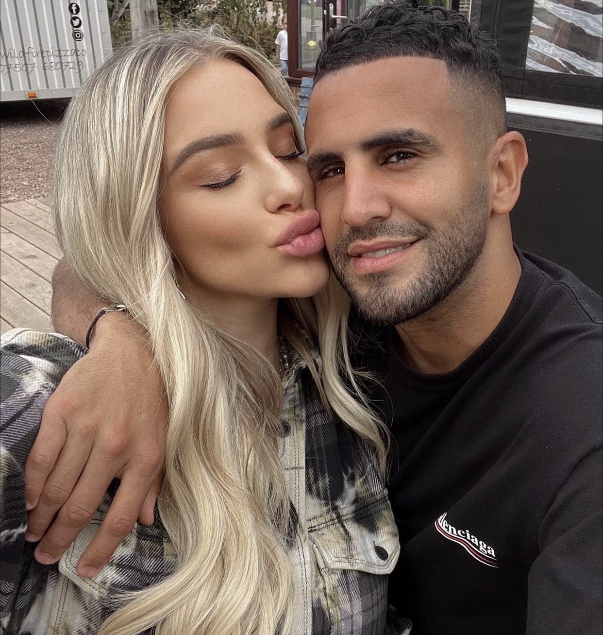 Ban gai Riyad Mahrez anh 6