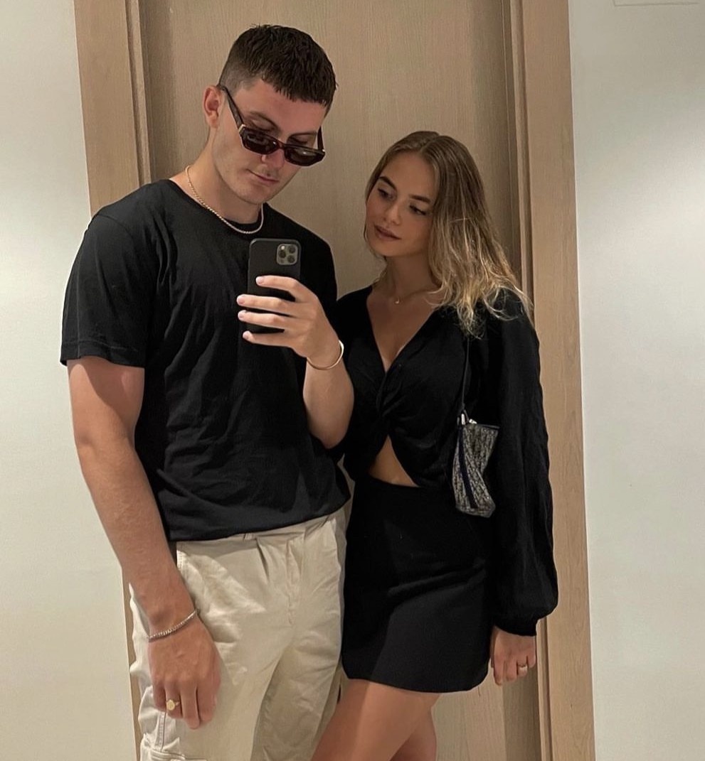 Ban gai Jonas Wind anh 7