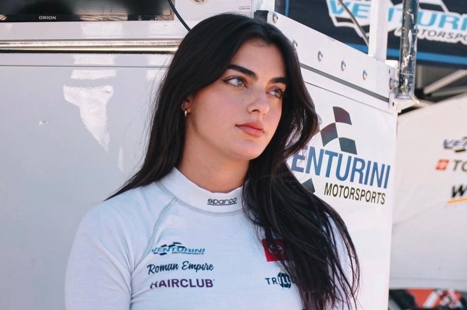 Nhan sac tay dua NASCAR kiem nguoi mau My hinh anh