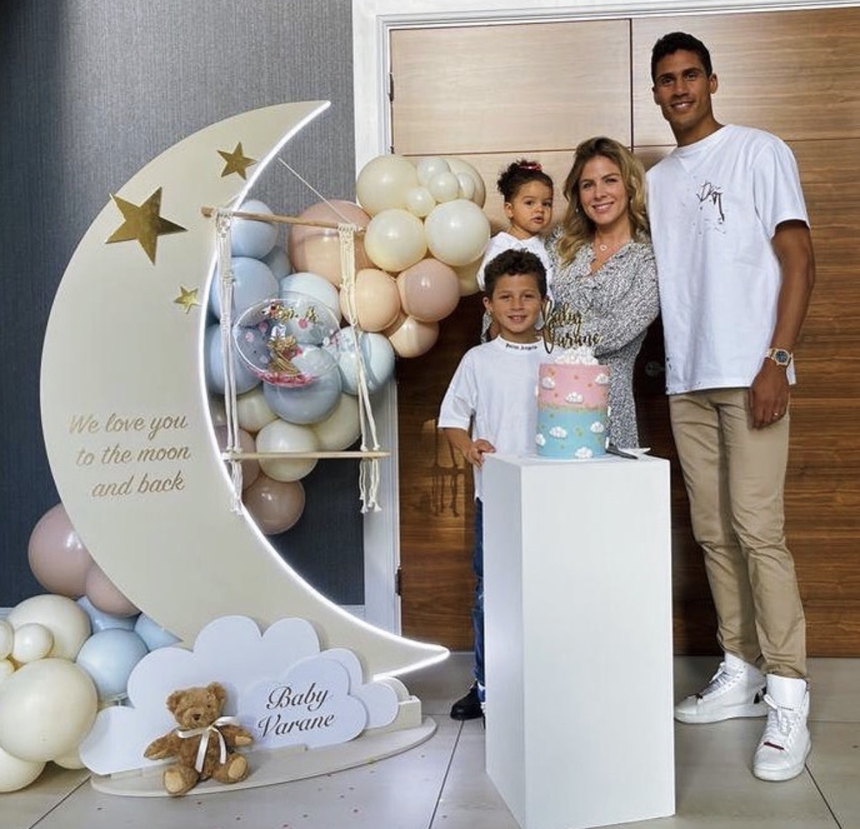 Vo Raphael Varane anh 6