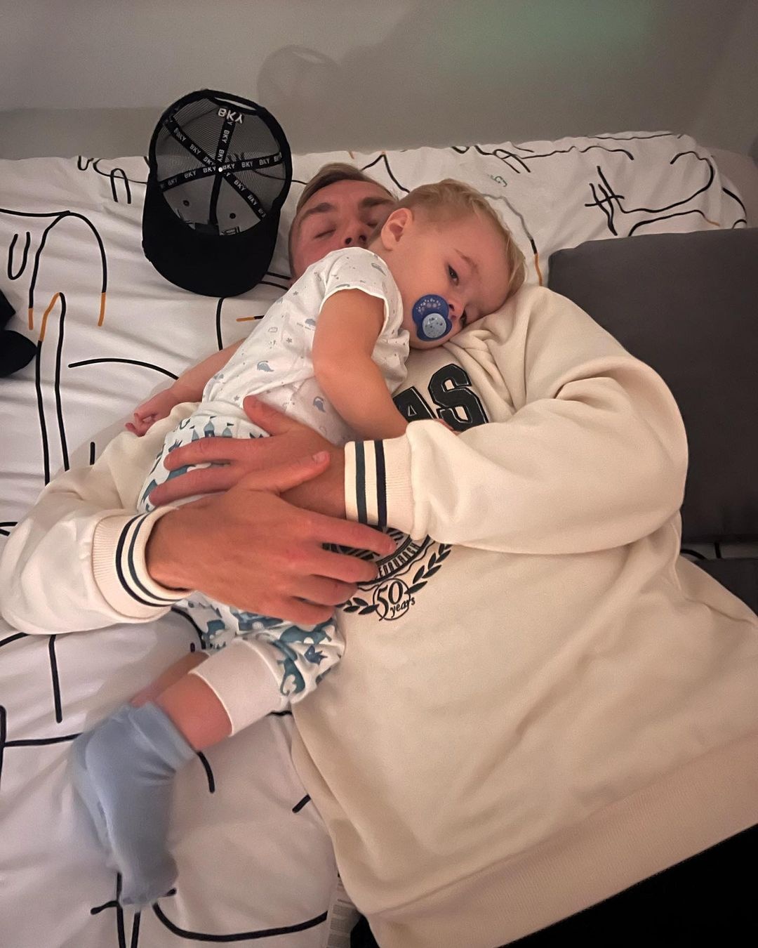 Ban gai Jarrod Bowen anh 7