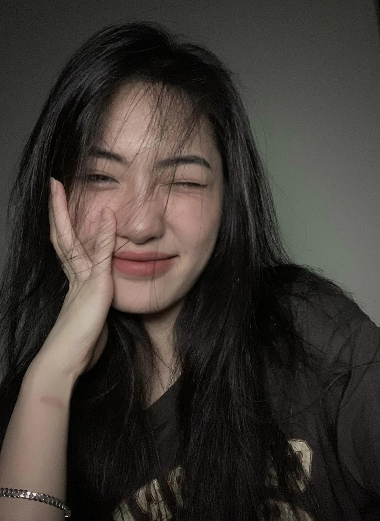 Chan dung Tran Viet Huong anh 6