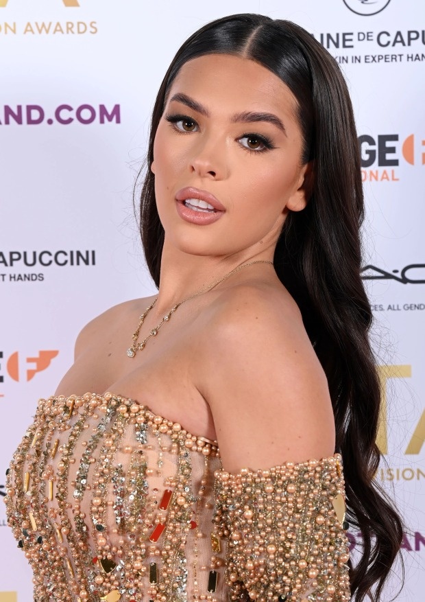 Con gai cac danh thu anh 1