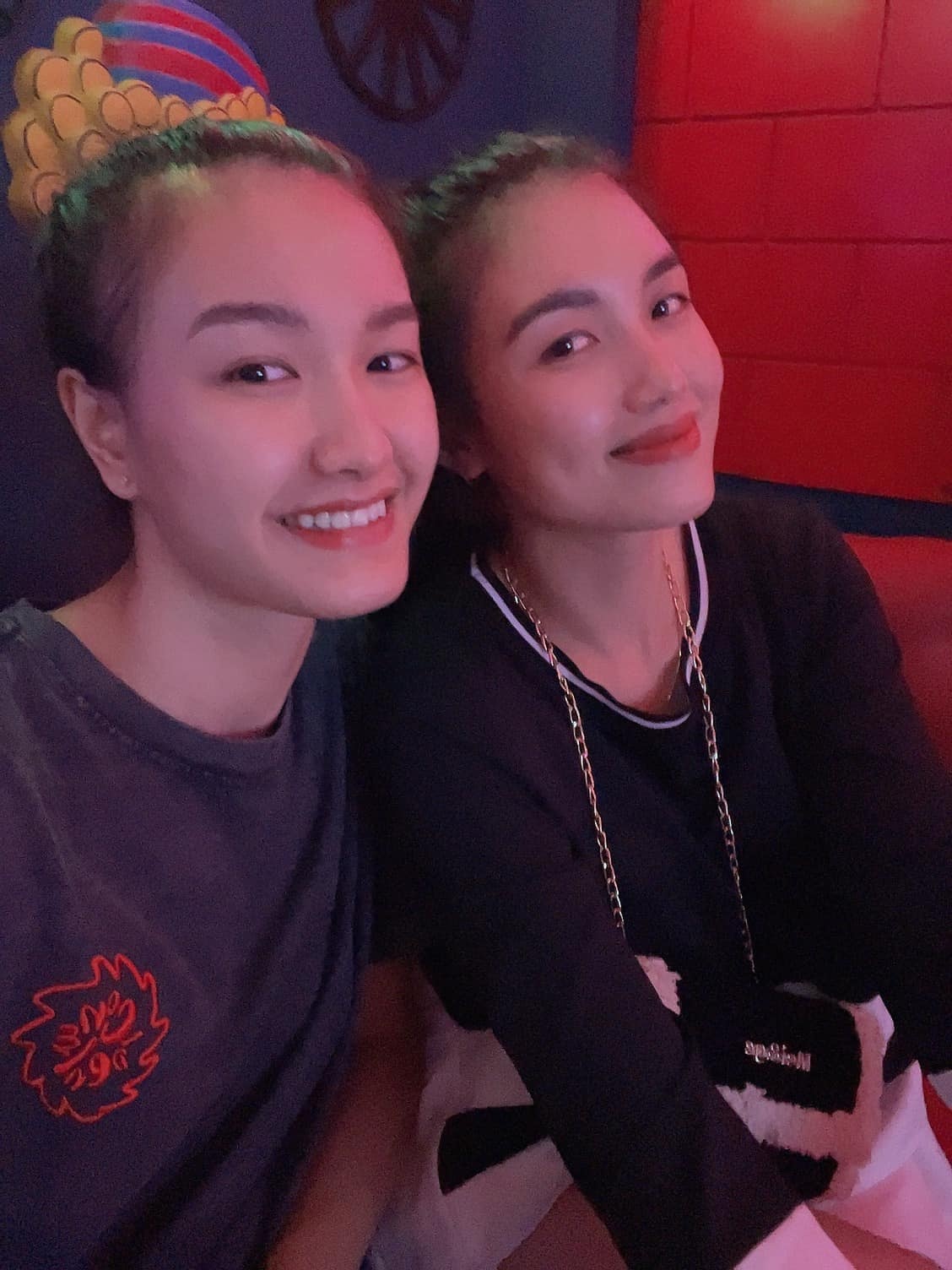 Chan dung Truong Mong Kha anh 6