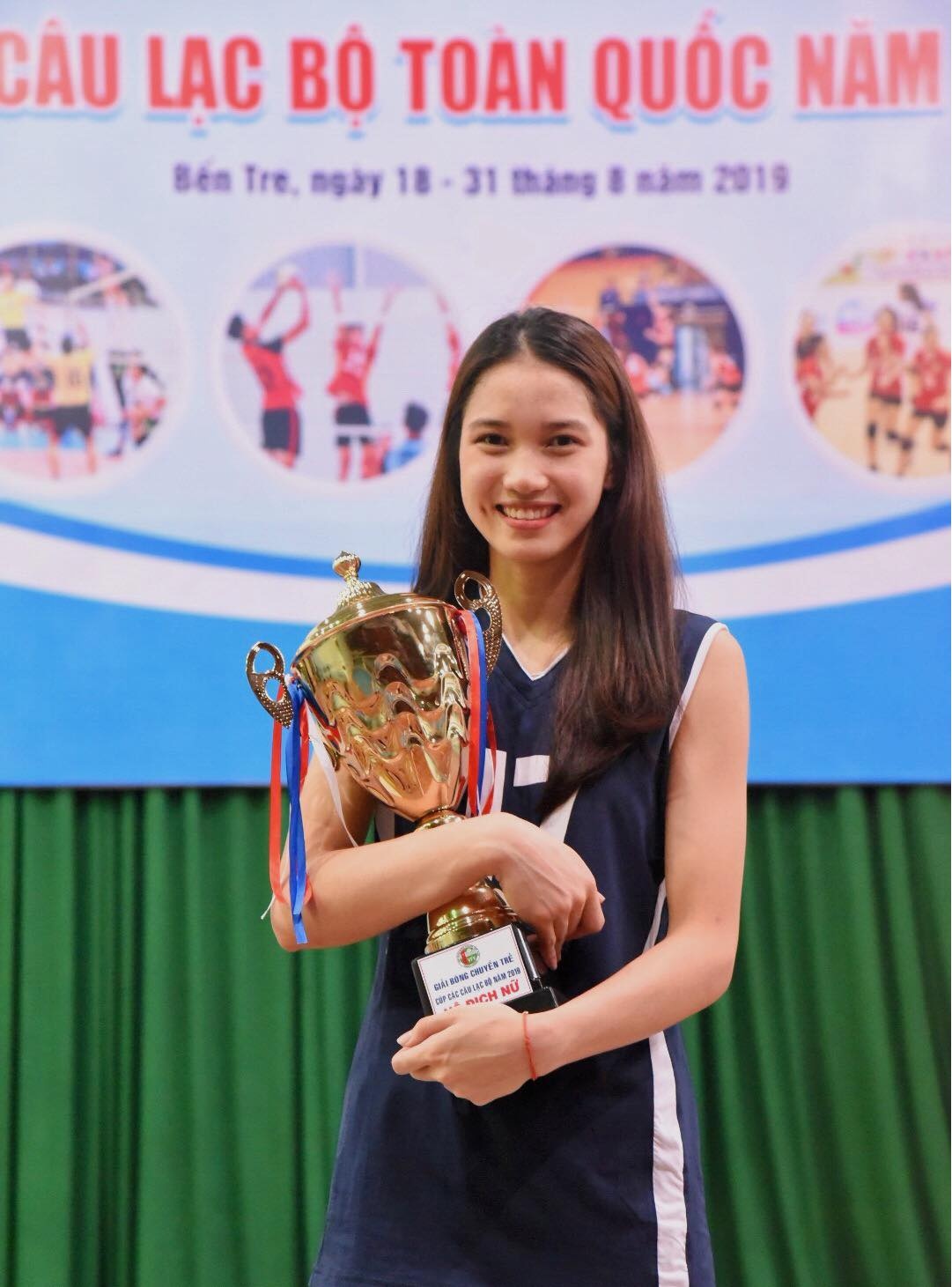 Chan dung Nguyen Thi Phuong anh 2