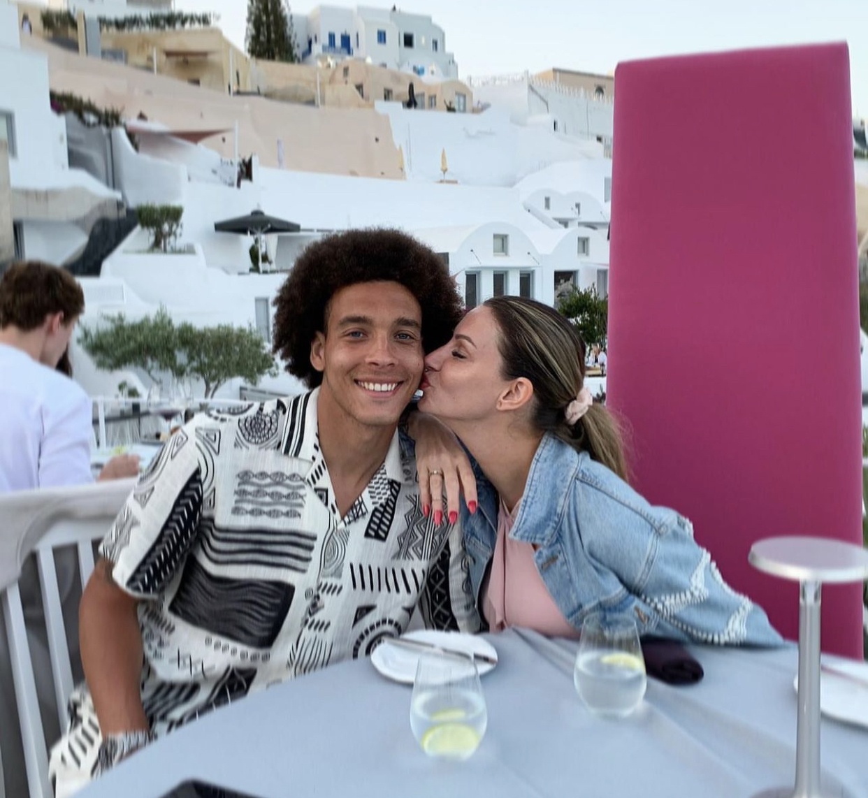 Chan dung vo Axel Witsel anh 1