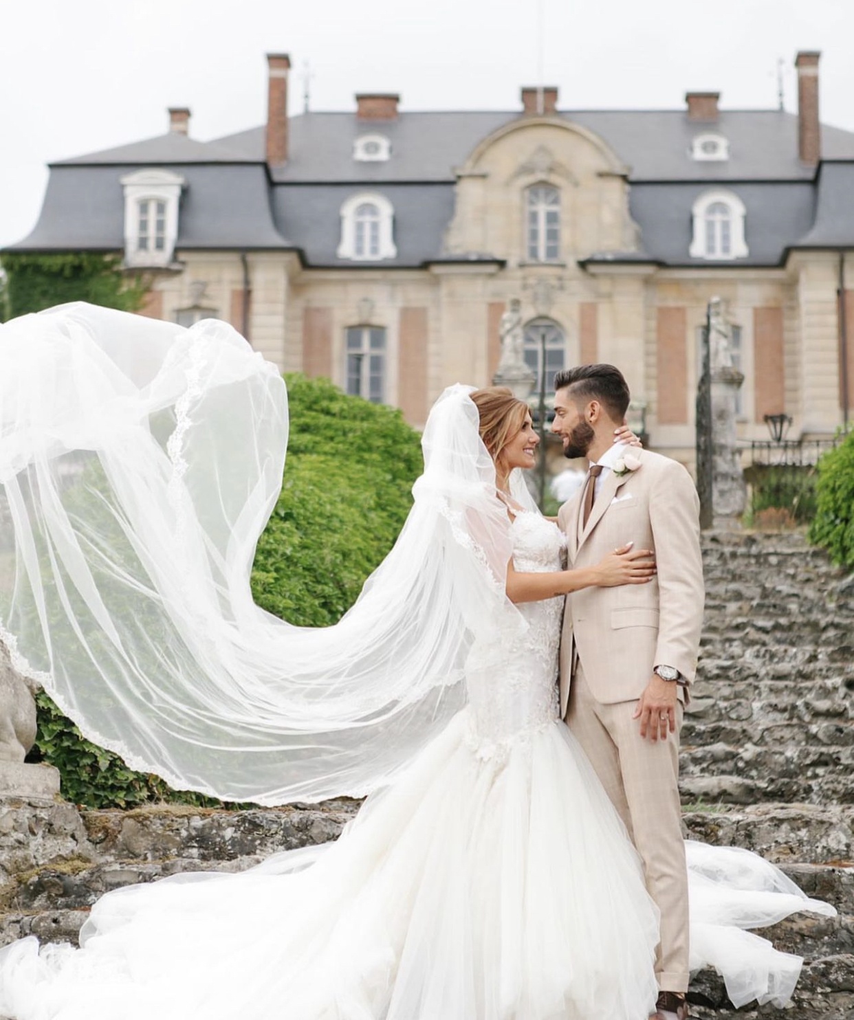 Vo Yannick Carrasco anh 2