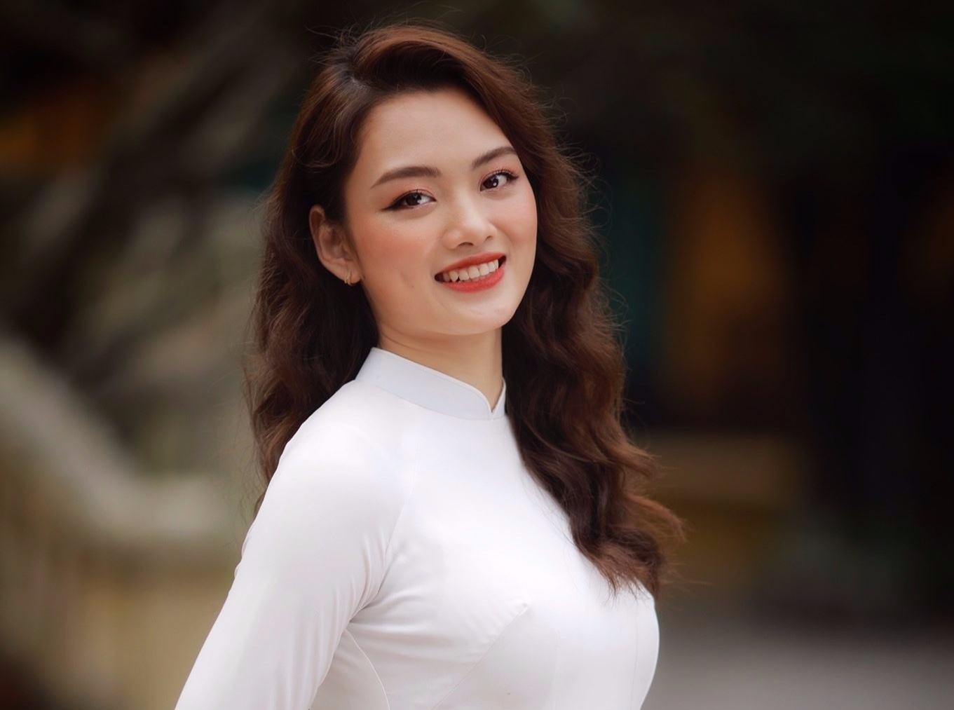 7 dieu it biet ve hoa khoi bong chuyen Thu Hoai hinh anh