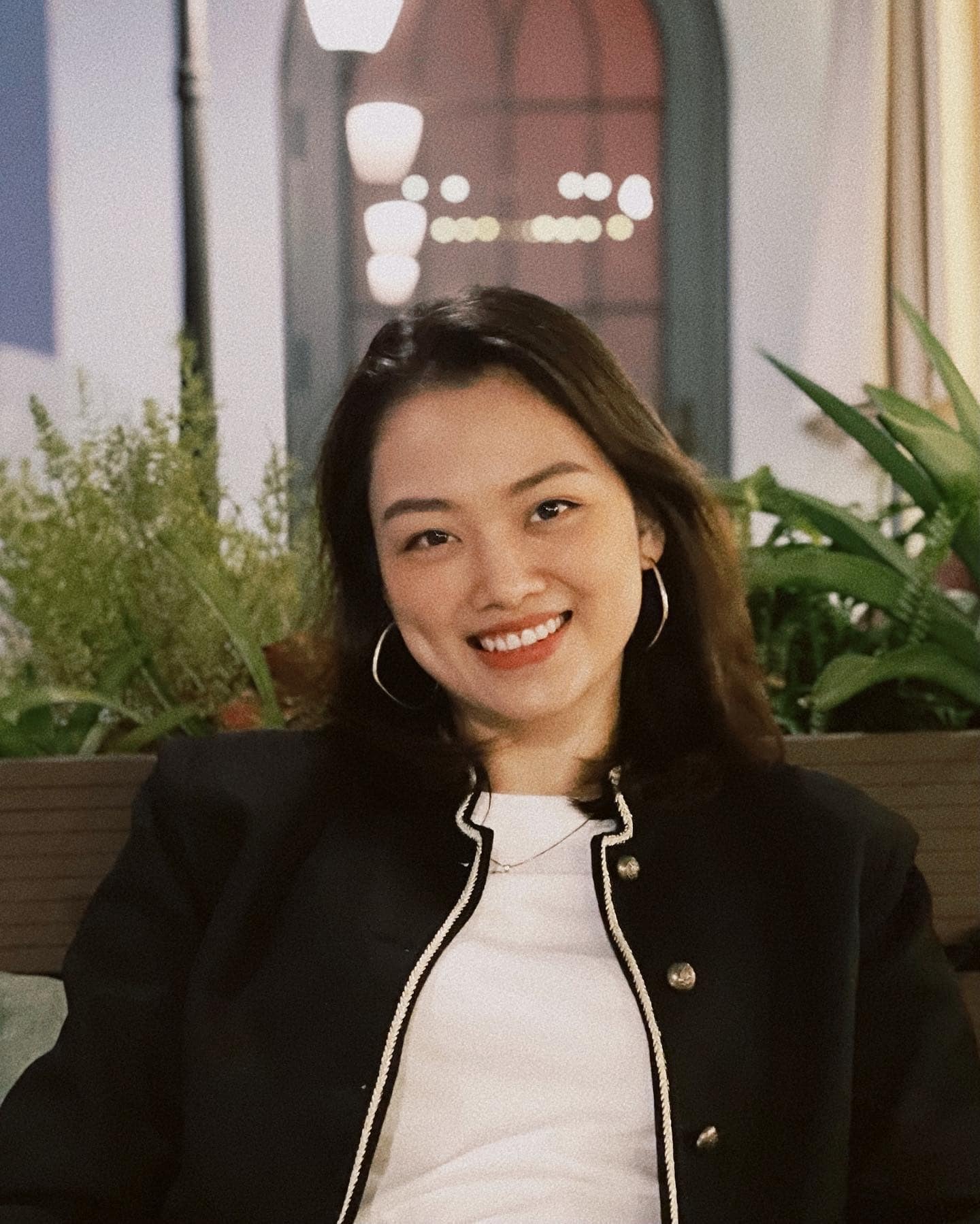 Chan dung Nguyen Thu Hoai anh 4