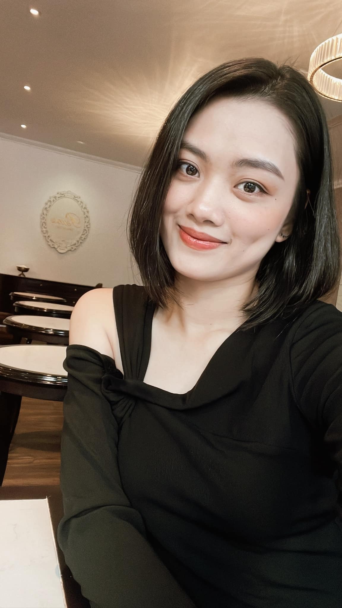 Chan dung Nguyen Thu Hoai anh 3