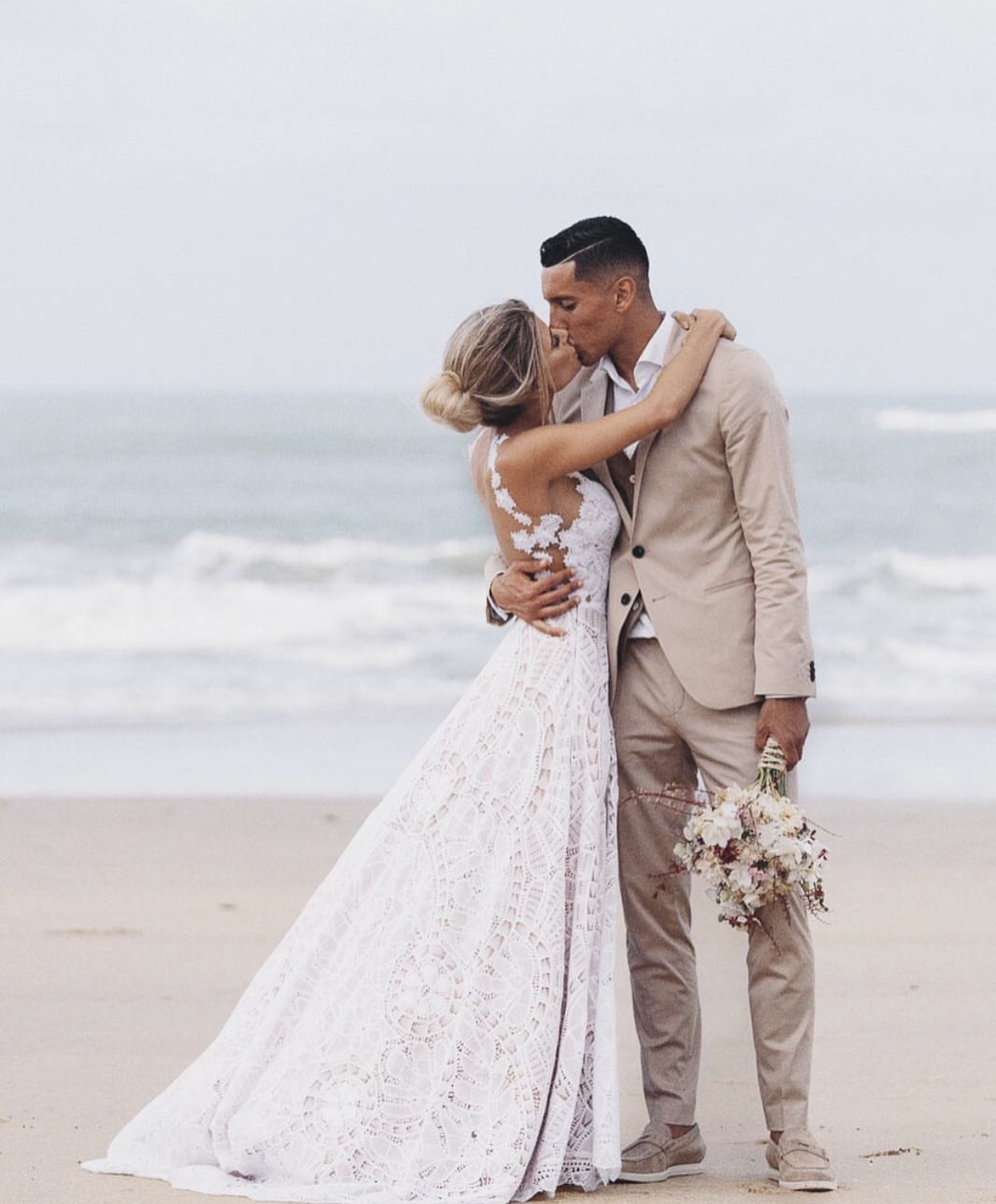 Chan dung vo Marquinhos anh 2