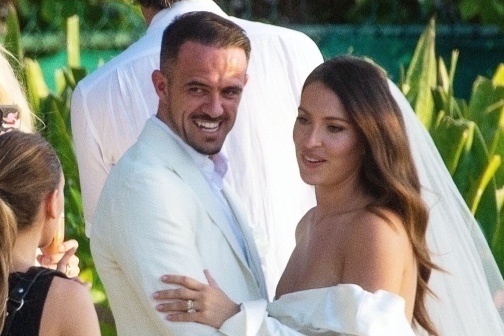 Danny Ings ket hon trong thoi gian nghi World Cup hinh anh