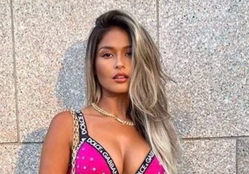 Sac voc dan WAGs tuyen Brazil hinh anh