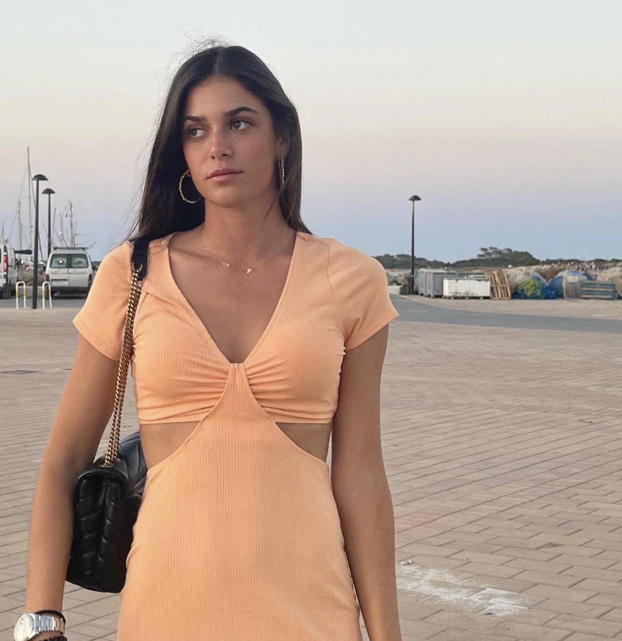 Ban gai Ferran Torres anh 4