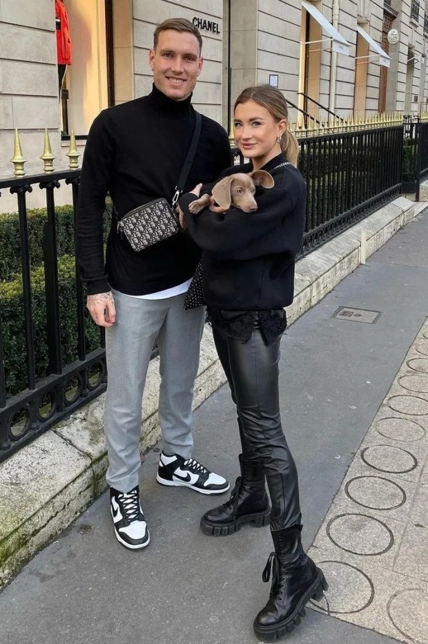 Dan WAGs DT Duc anh 6