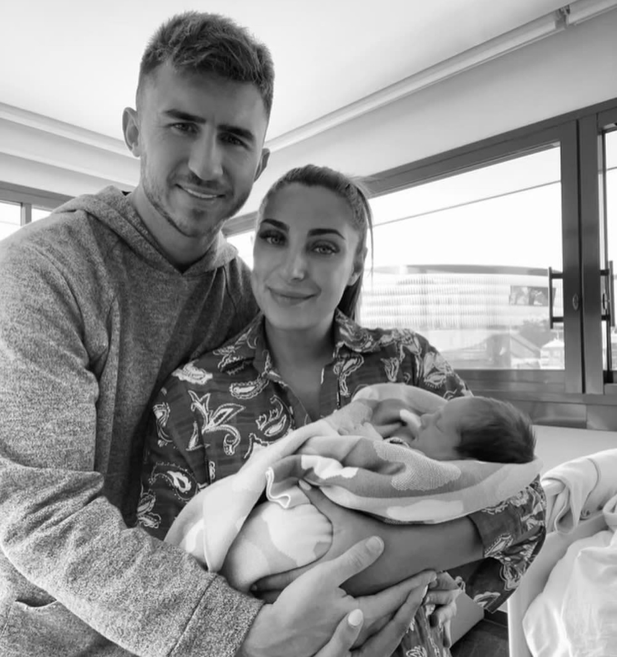 Ban gai Aymeric Laporte anh 2