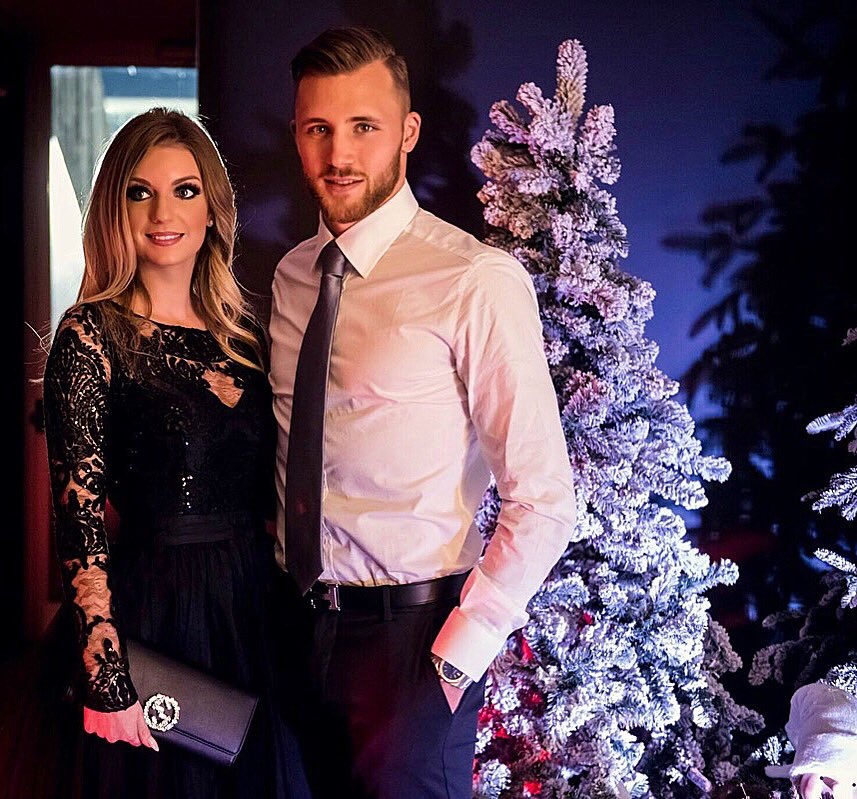 Dan WAGs Thuy Si anh 4