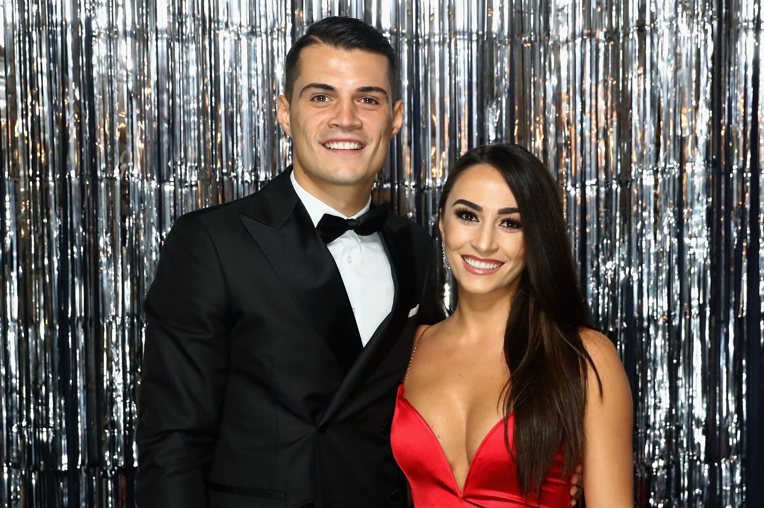 Dan WAGs kin tieng cua DT Thuy Si hinh anh