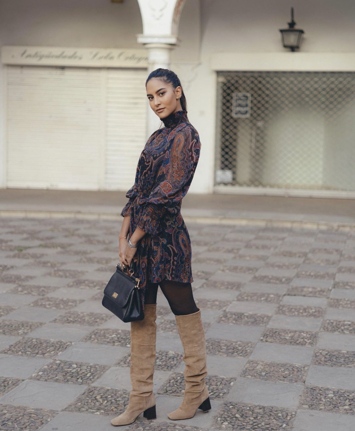 Chan dung vo Yassine Bounou anh 7