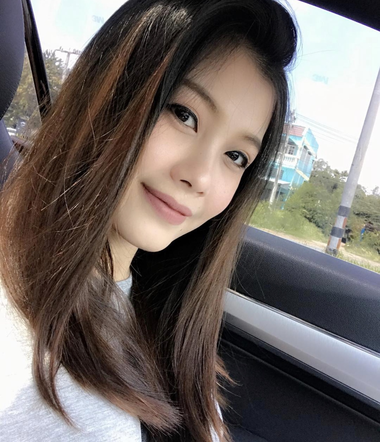 Chan dung vo Theerathon Bunmathan anh 5