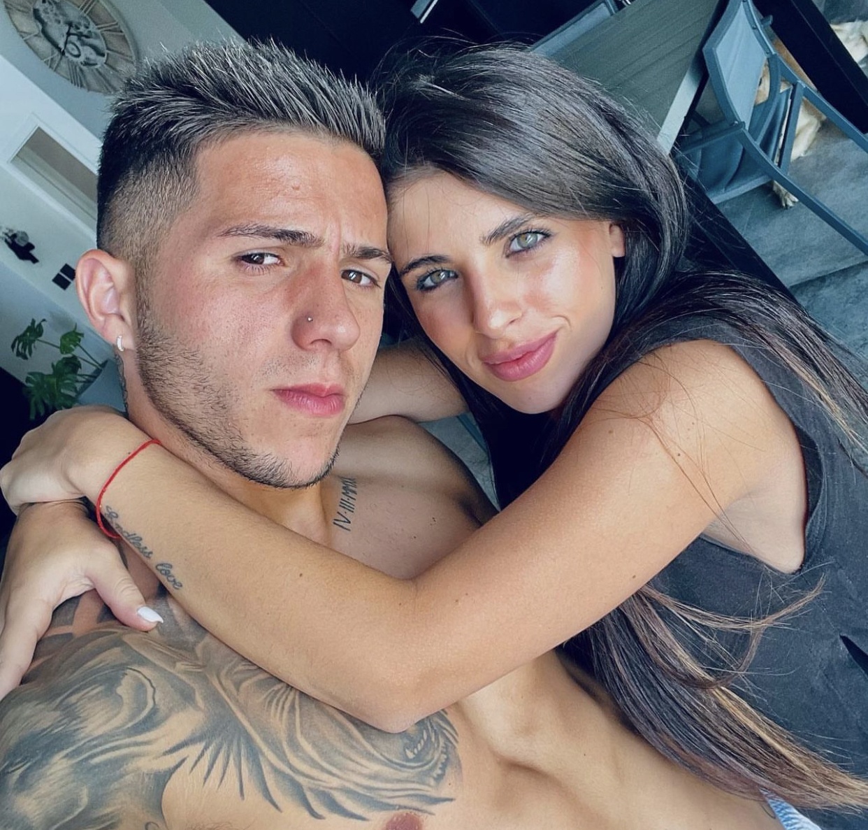 Ban gai Enzo Fernandez anh 7