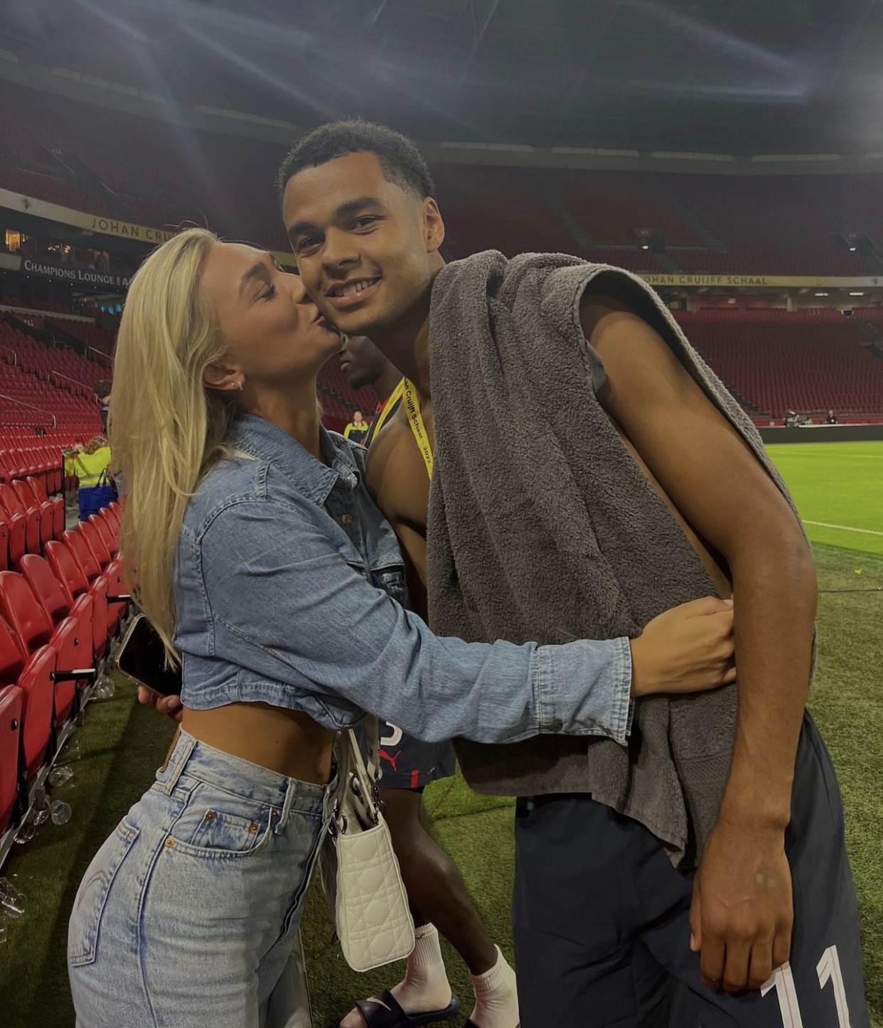 Ban gai Cody Gakpo anh 1