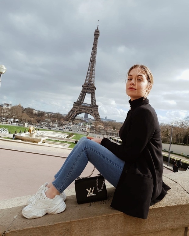 Ban gai Ronaldo anh 4