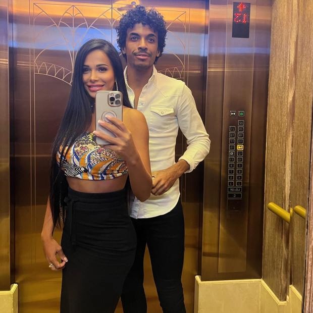 Ban gai Ronaldo anh 7