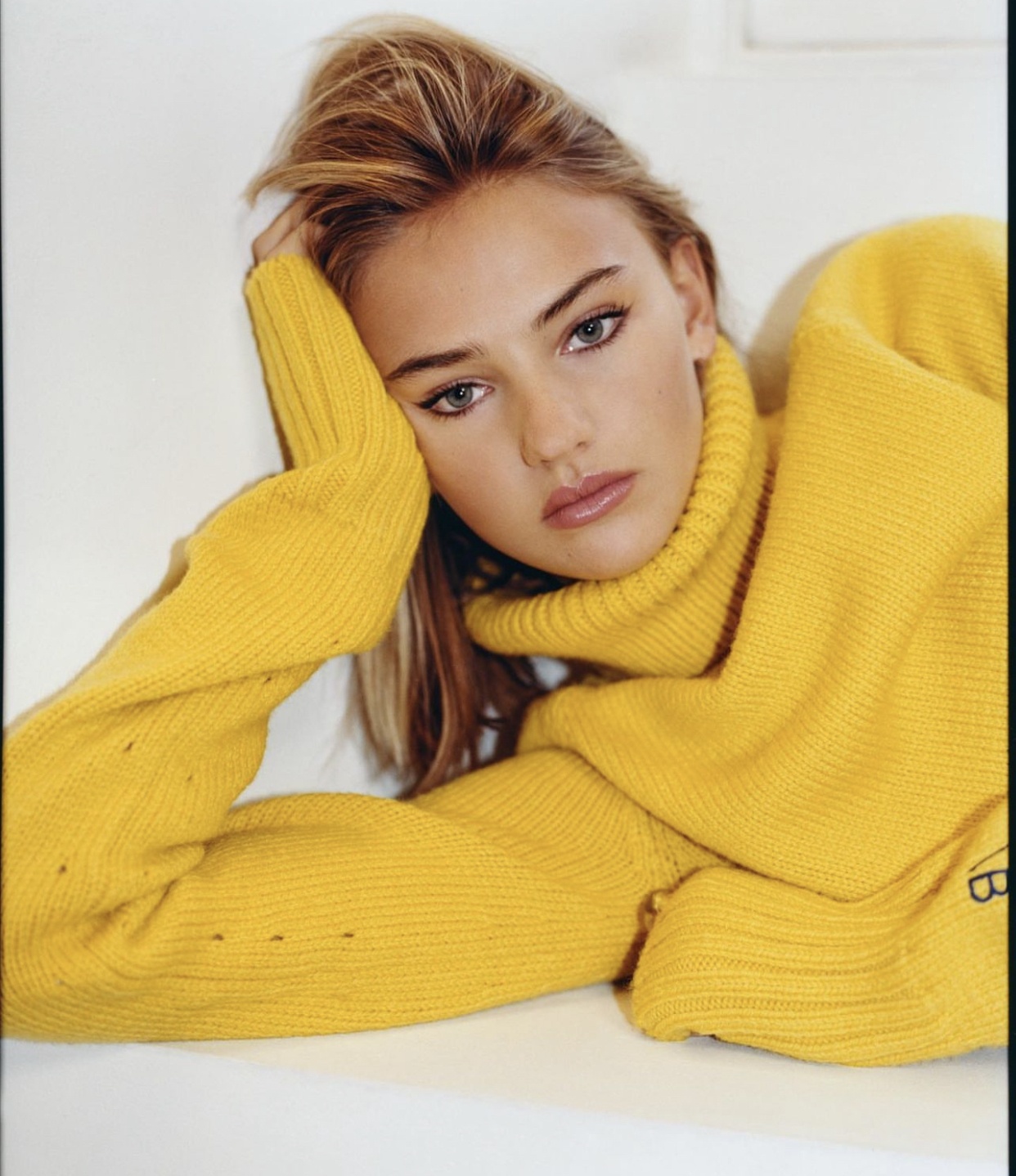 Ban gai Romeo Beckham anh 3