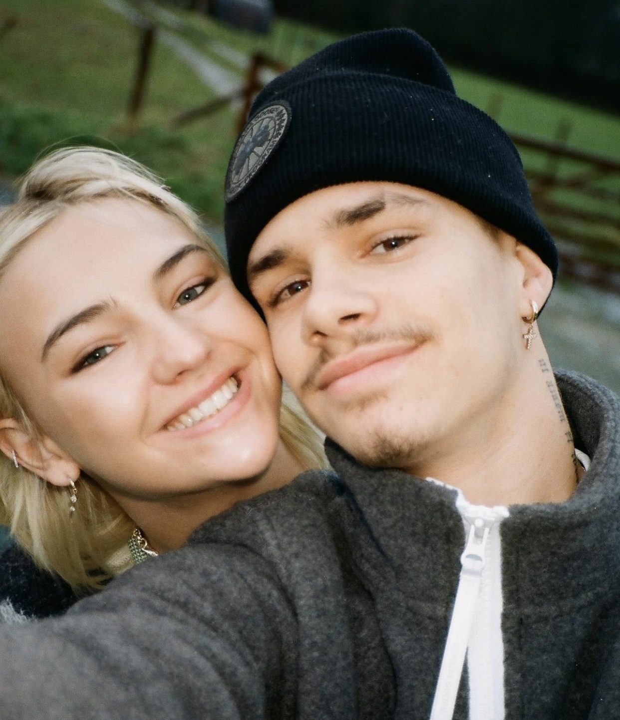 Ban gai Romeo Beckham anh 1