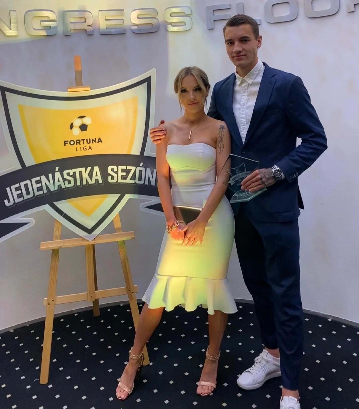 WAGs Premier League anh 1