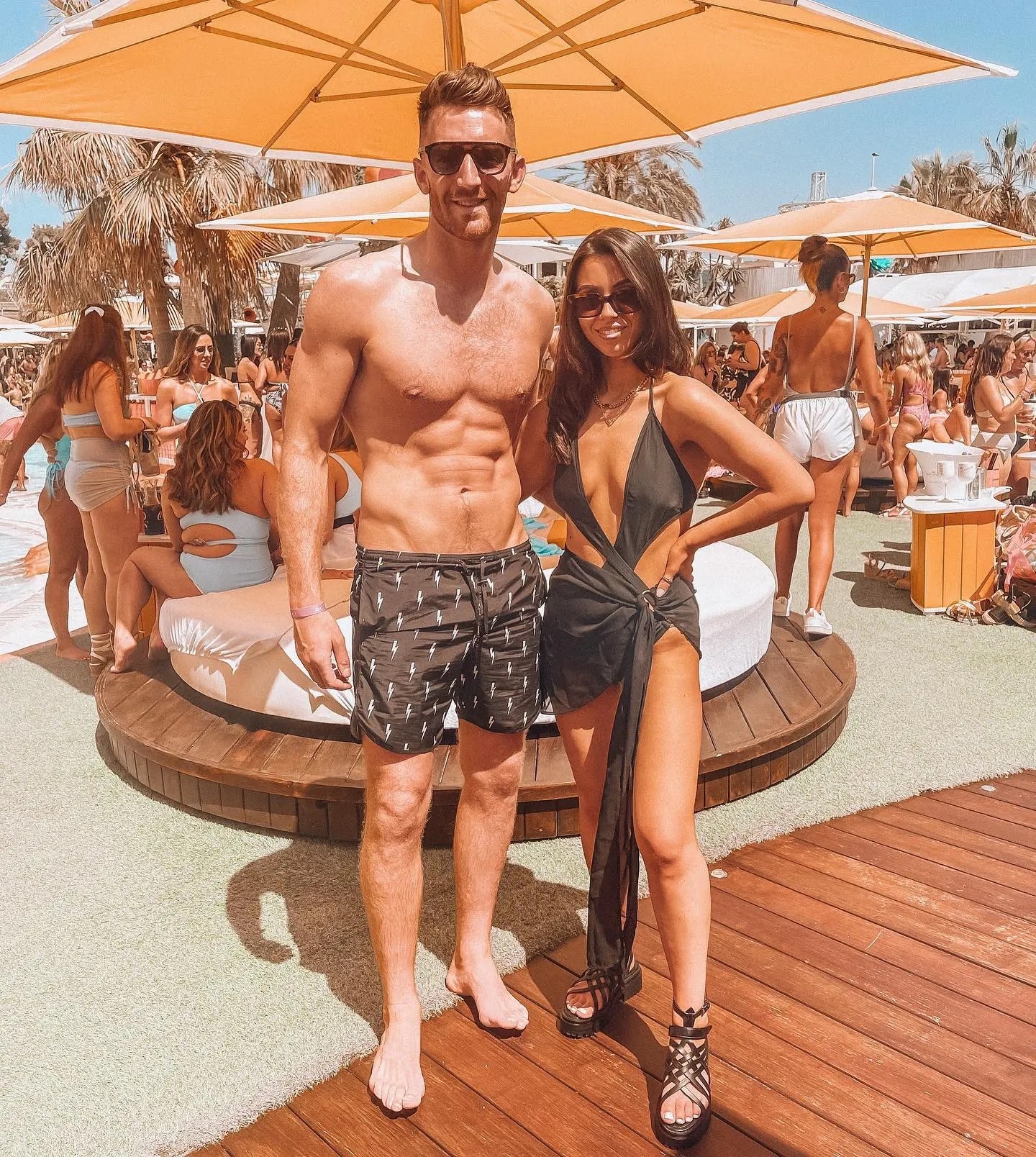 Thu mon du bi Newcastle anh 3