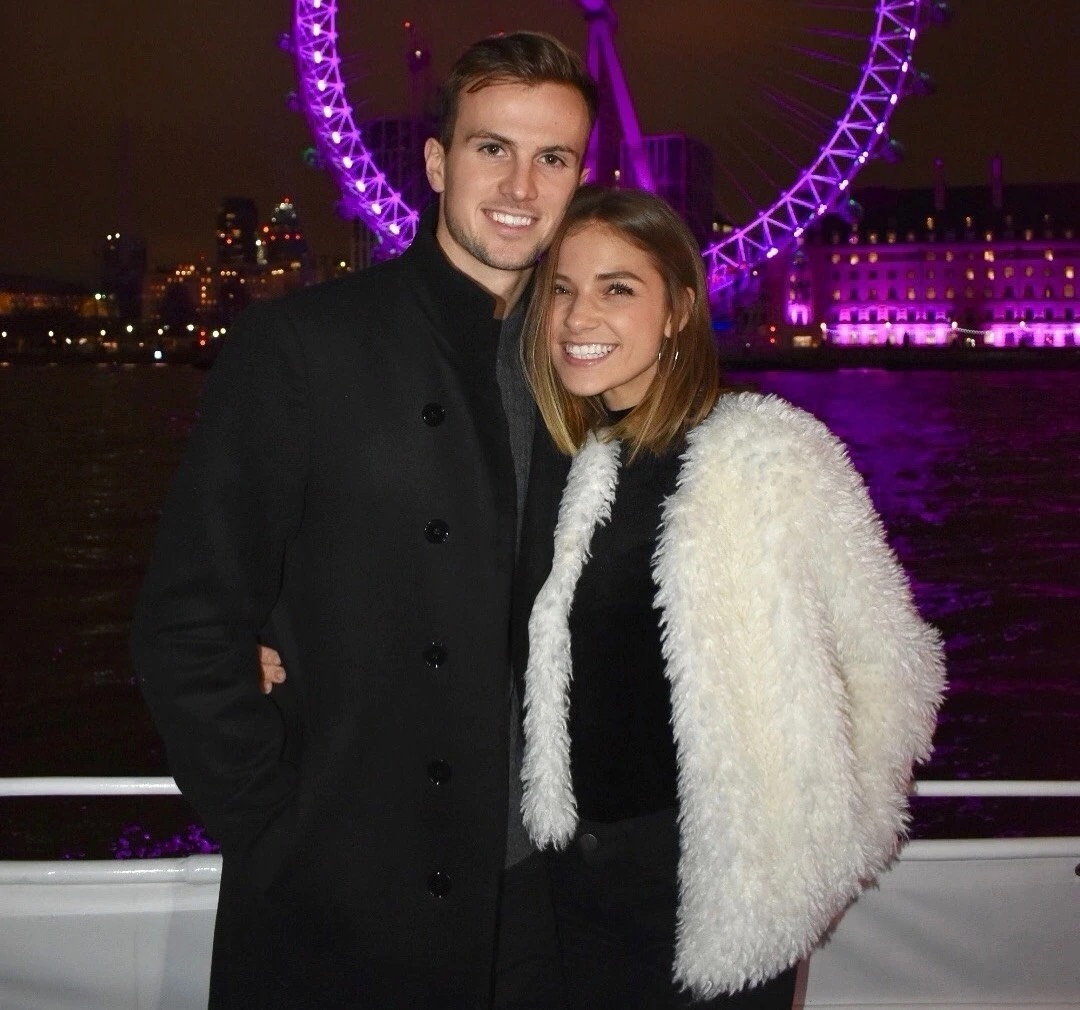 WAGs quyen ru nhat anh 10