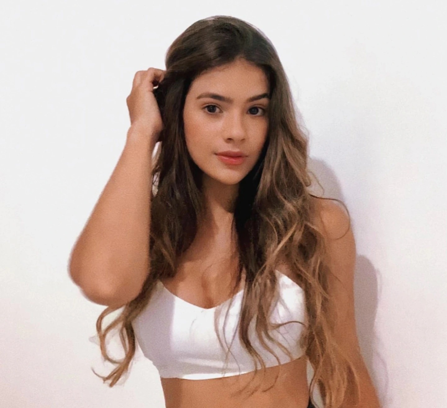 WAGs quyen ru nhat anh 8