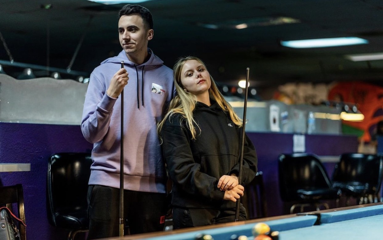 Chan dung ban gai co thu Fedor Gorst hinh anh