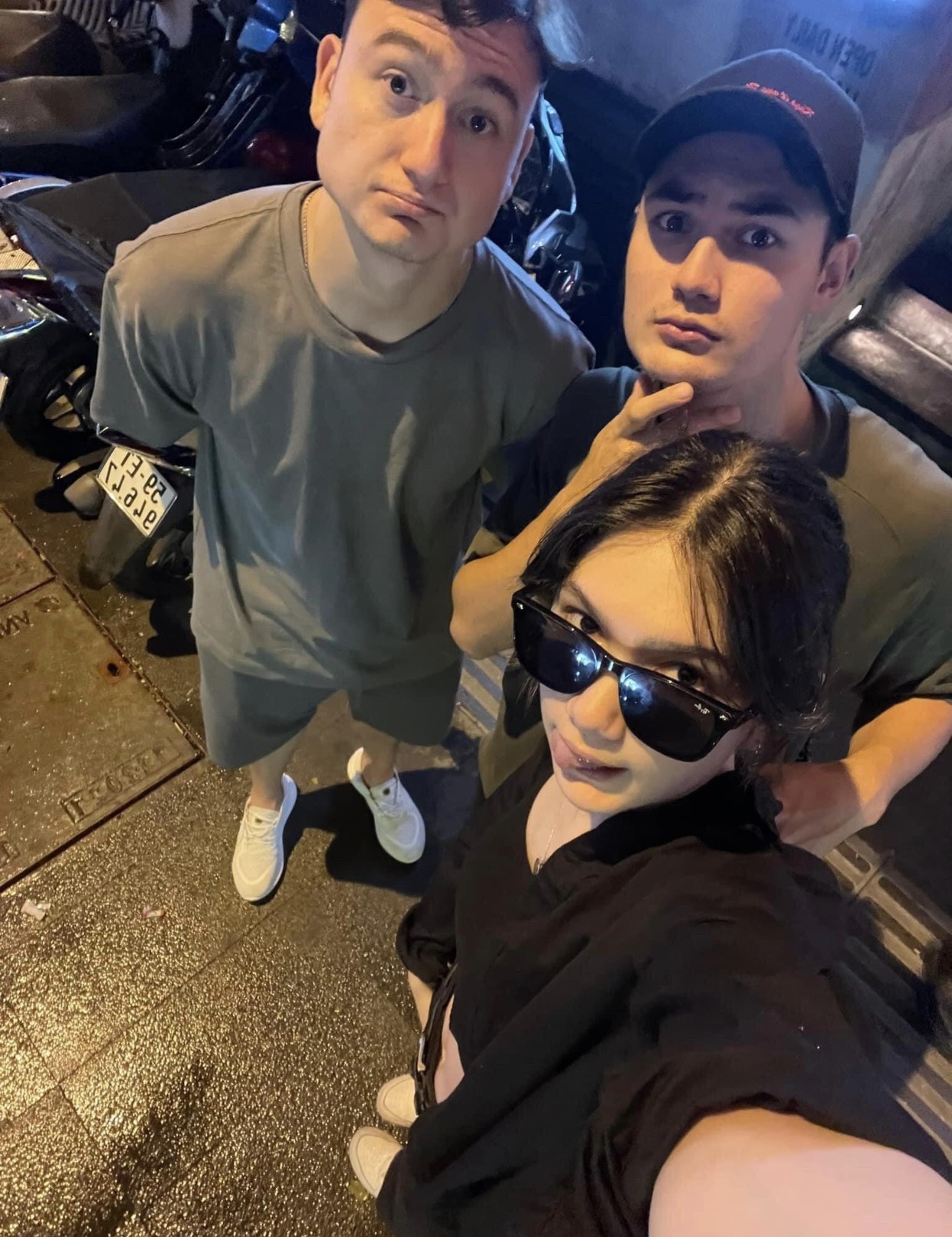 Em gai Dang Van Lam anh 7