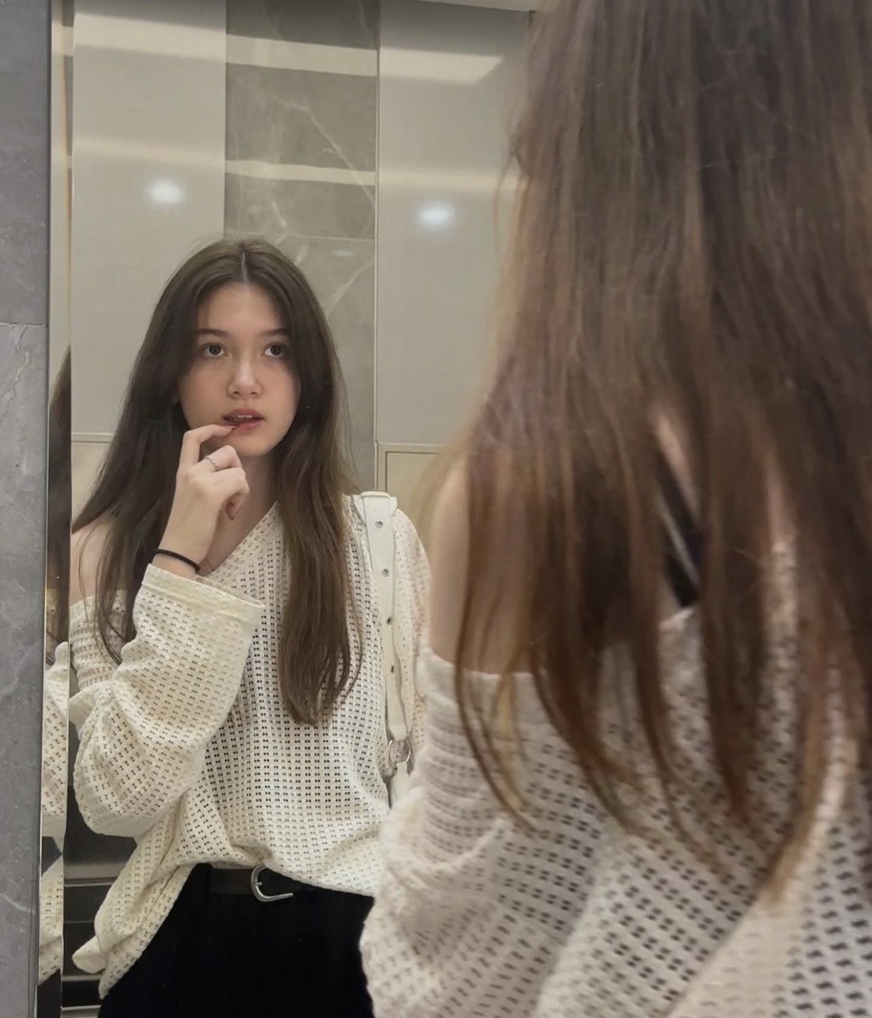 Em gai Dang Van Lam anh 1