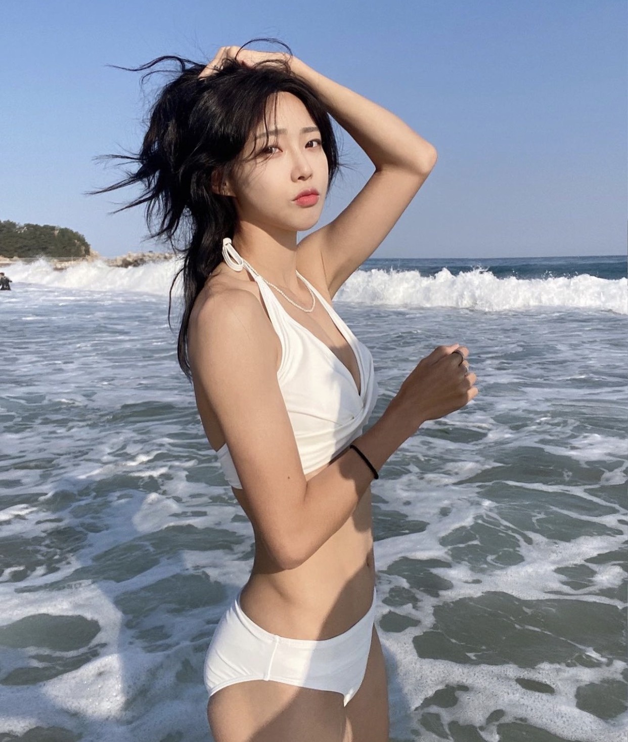 Chan dung Kim Min Ji anh 1