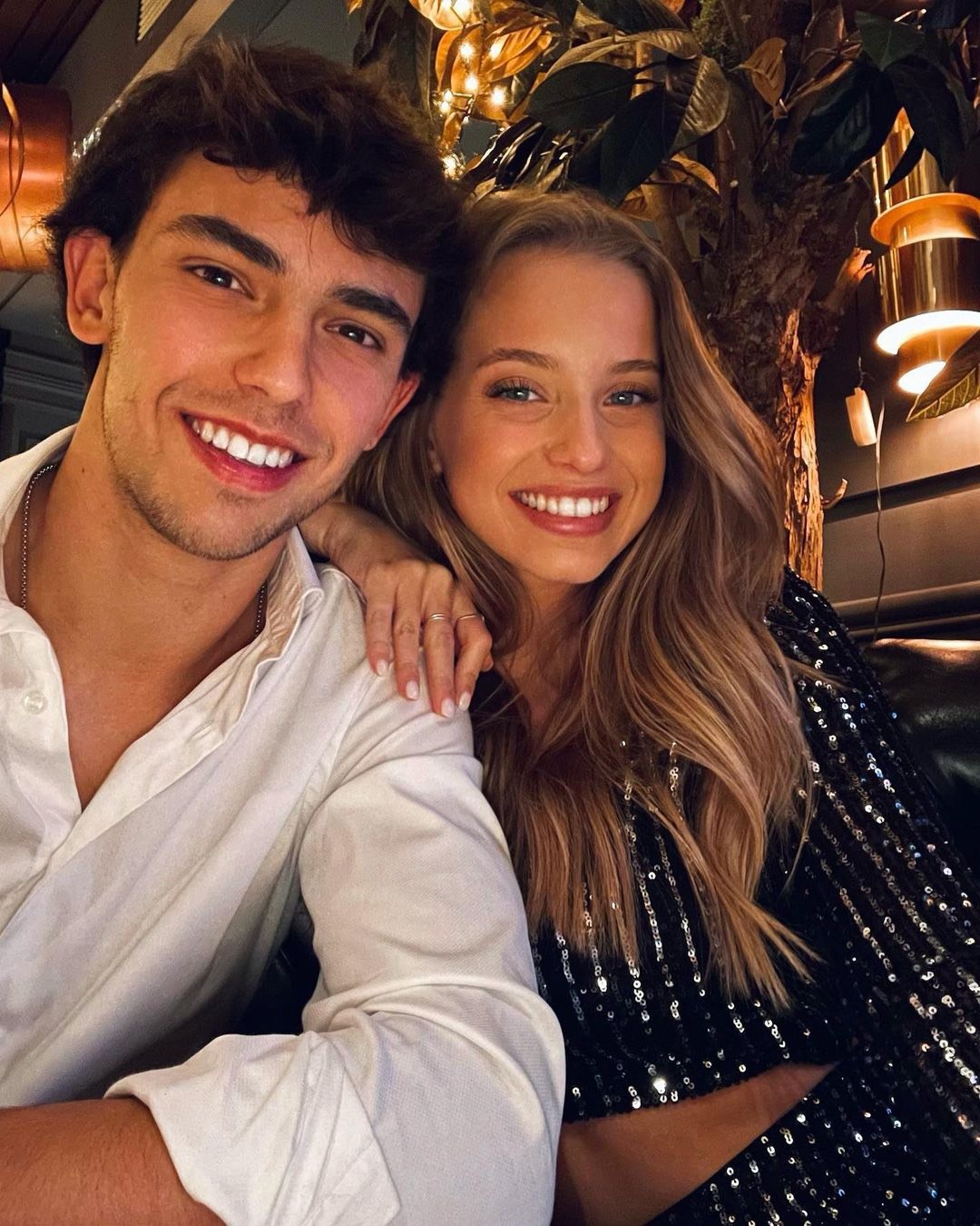 Ban gai Joao Felix anh 4