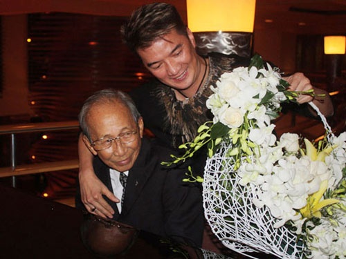 Nhung loi xin loi dang chu y cua sao Viet hinh anh