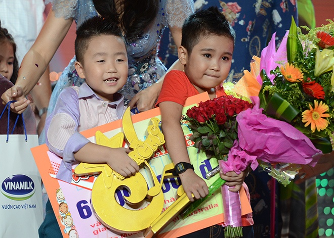 Cau nhoc rang sun 6 tuoi thanh quan quan Do Re Mi 2013 hinh anh
