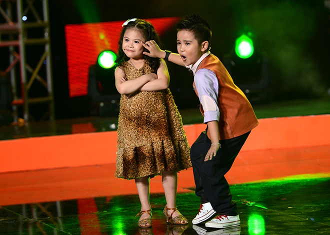 Hot boy, hot girl Do Re Mi ngo nghinh trong dem chung ket hinh anh