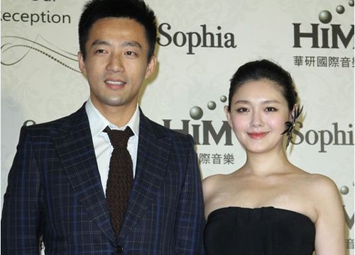 Dai S da mang thai nhung tinh vo chong van ran nut hinh anh